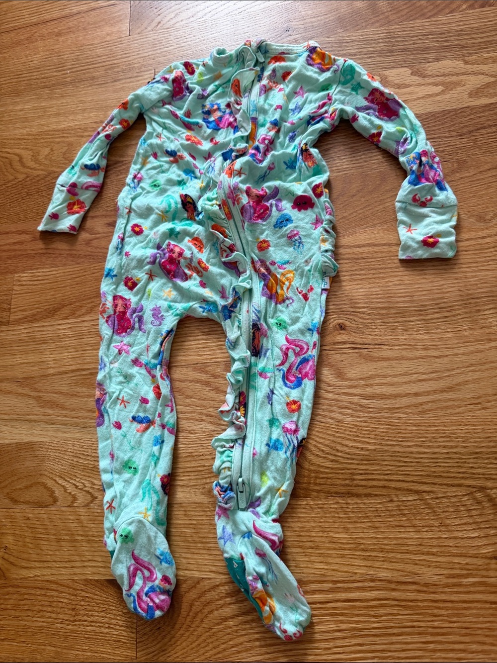 Posh Peanut Mermaid Print Ruffle Butt Footie / Pajama - 6-9M
